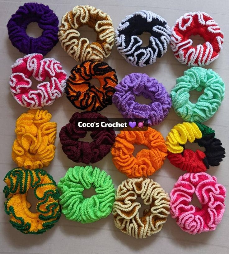 CROTCHET SCRUNCHIE 