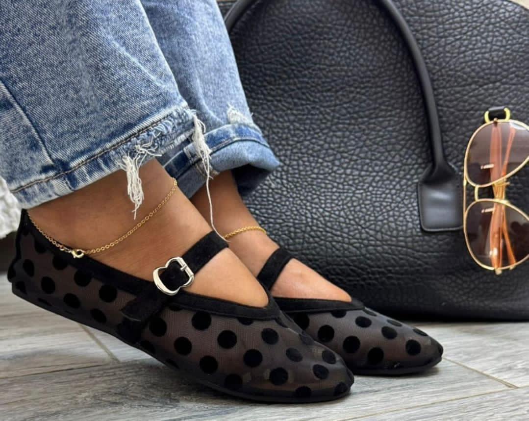 shoes  thumbnail 4