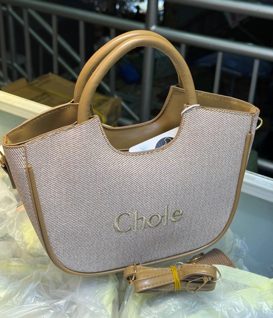 handbags  thumbnail 5