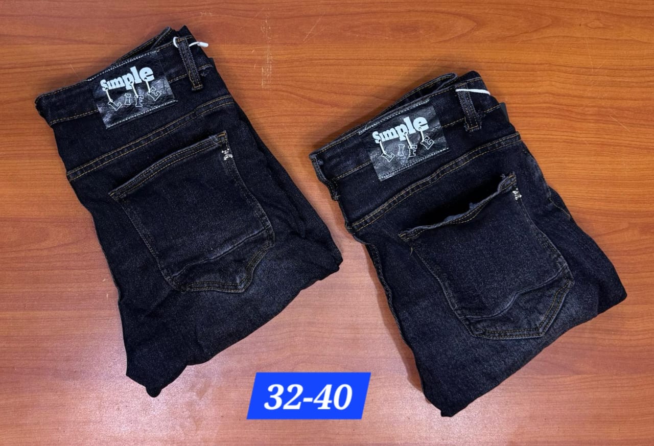 quality jeans thumbnail 3