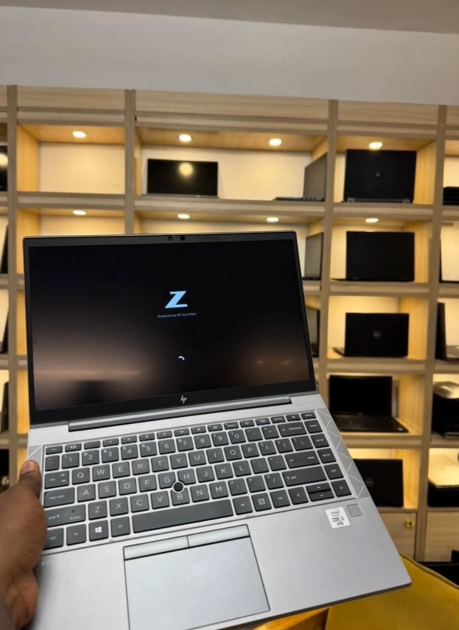 HP ZBook Firefly 14 G7 thumbnail 4