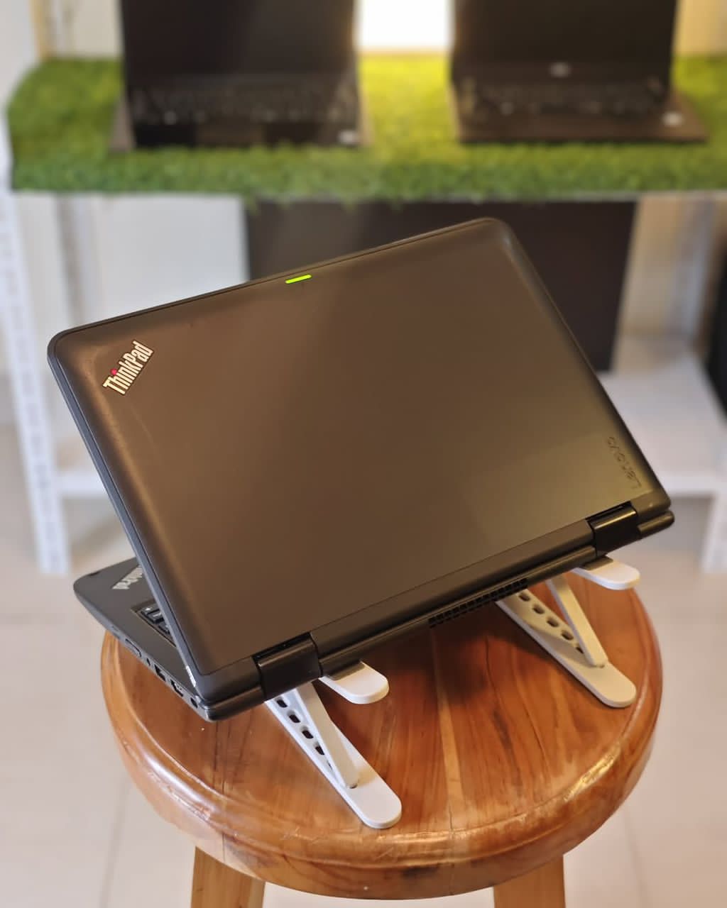 Model Lenovo 11 E (Non touch ) - Image 1