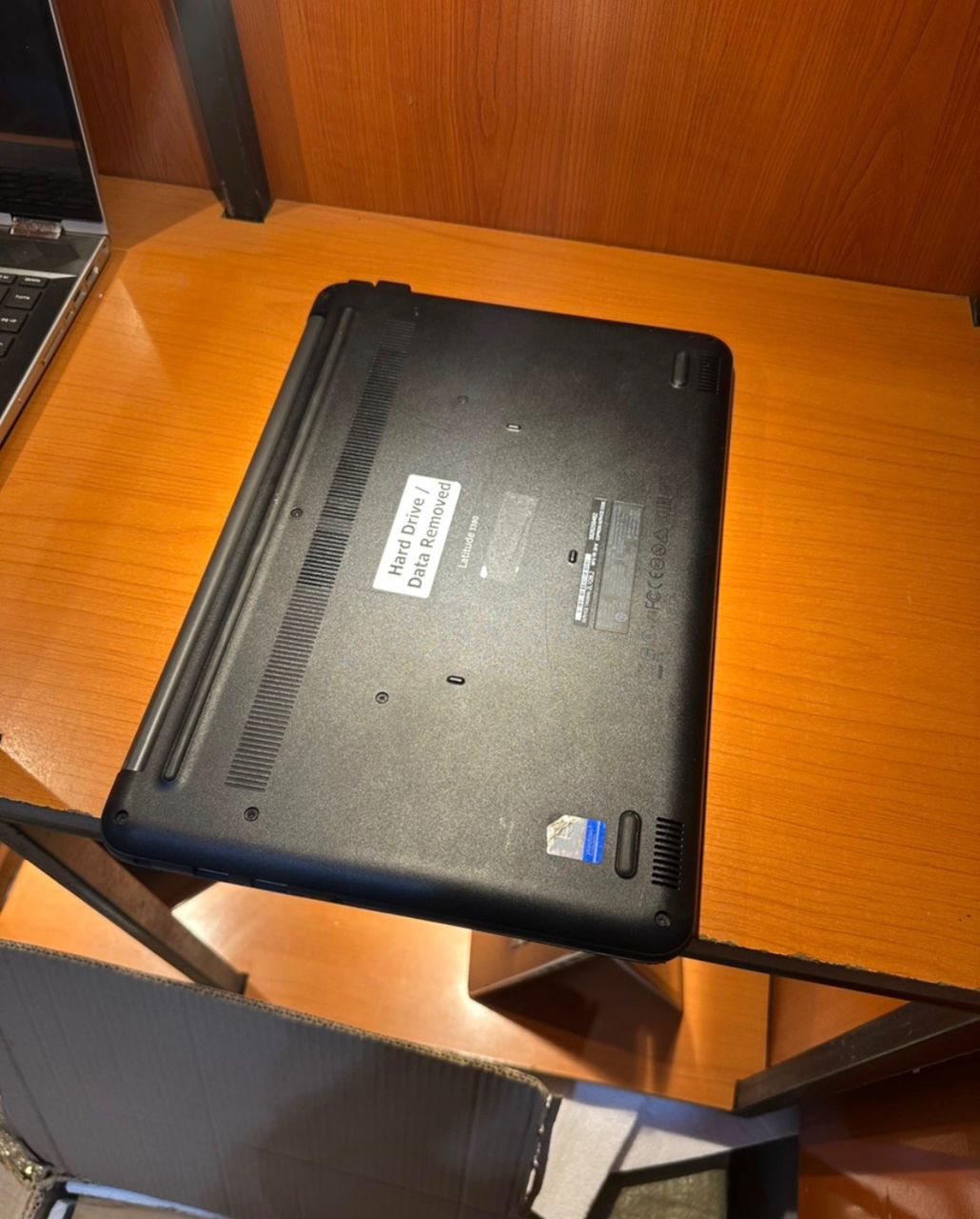 DELL LATITUDE 3380 - Image 1