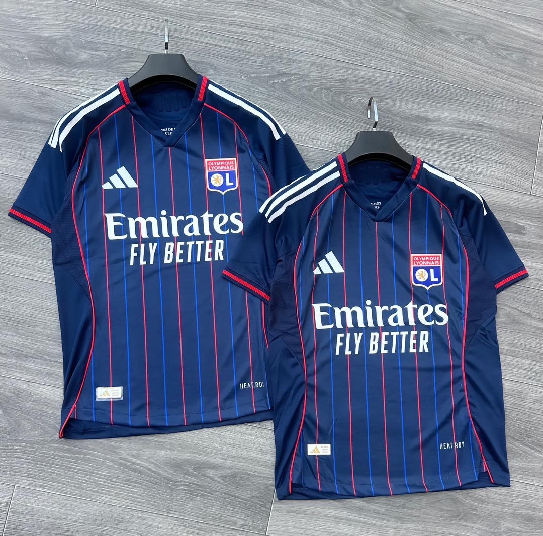OLYMPIQUE LYON JERSEY - Image 1