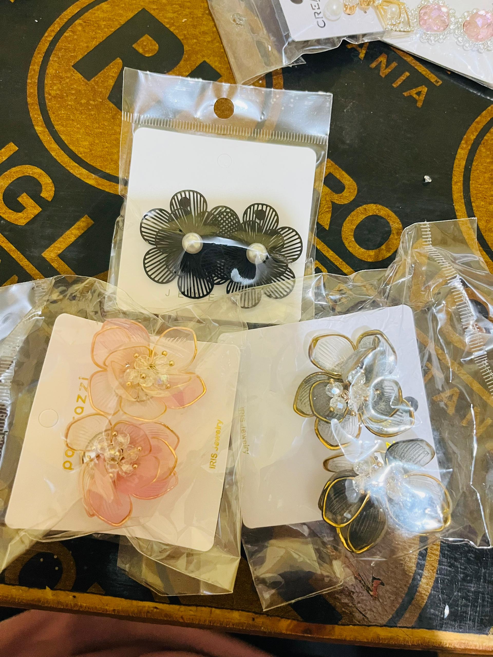 Accessories thumbnail 2