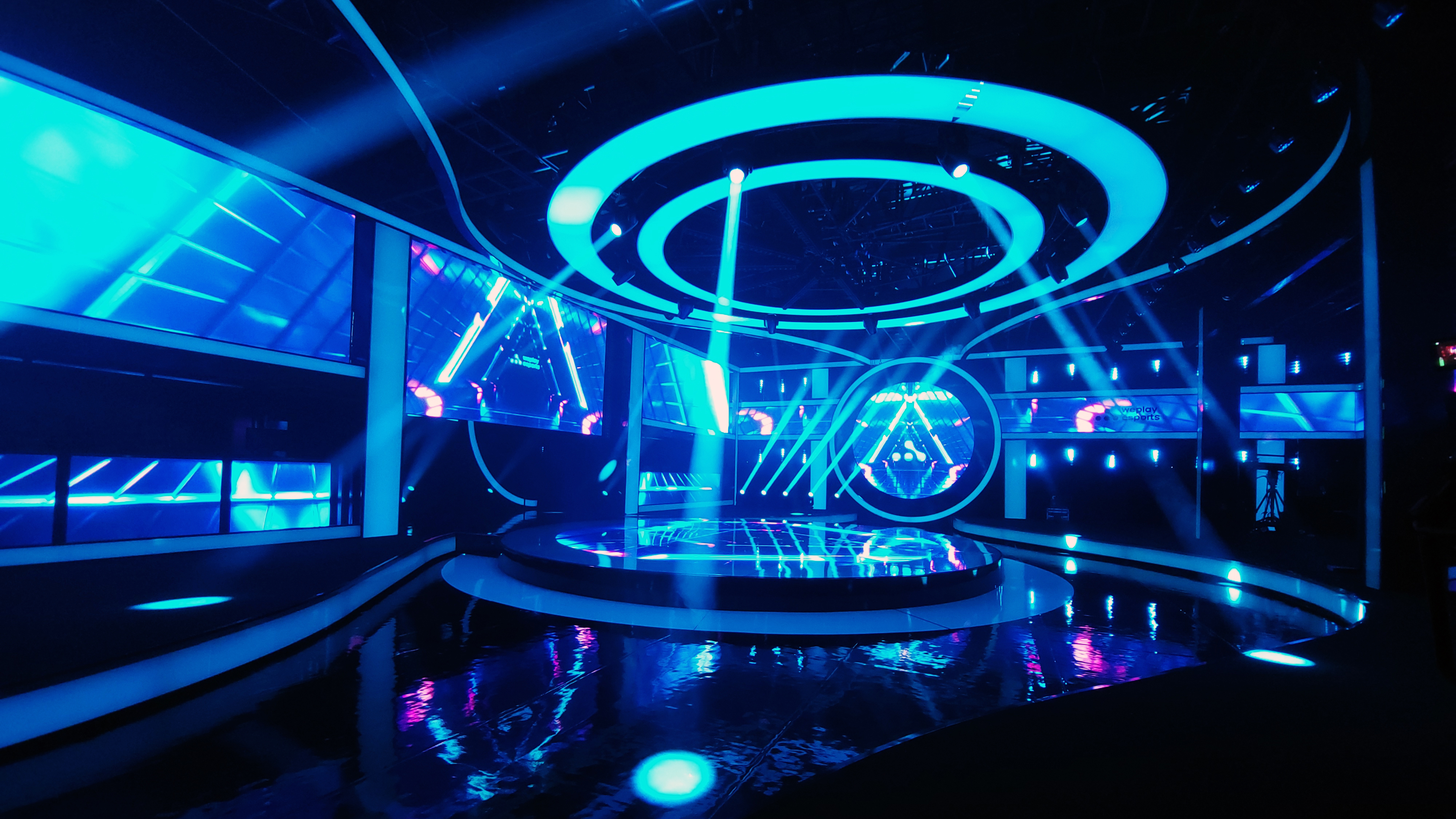 WEPLAY STUDIOS ESPORT ARENA