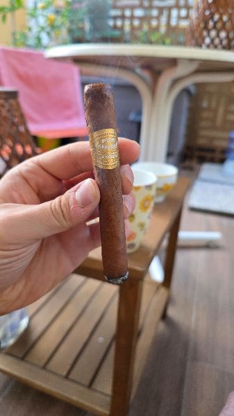 Por Larrañaga Petit Coronas shared by Riccardo