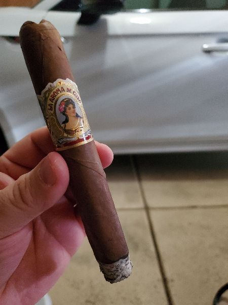 La Aroma De Cuba Monarch shared by texhater42