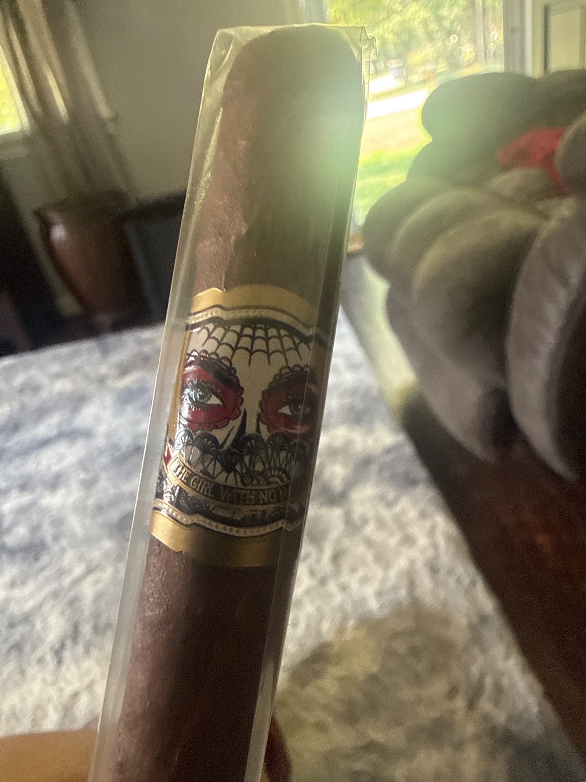Deadwood The Girl with No Name cigar
