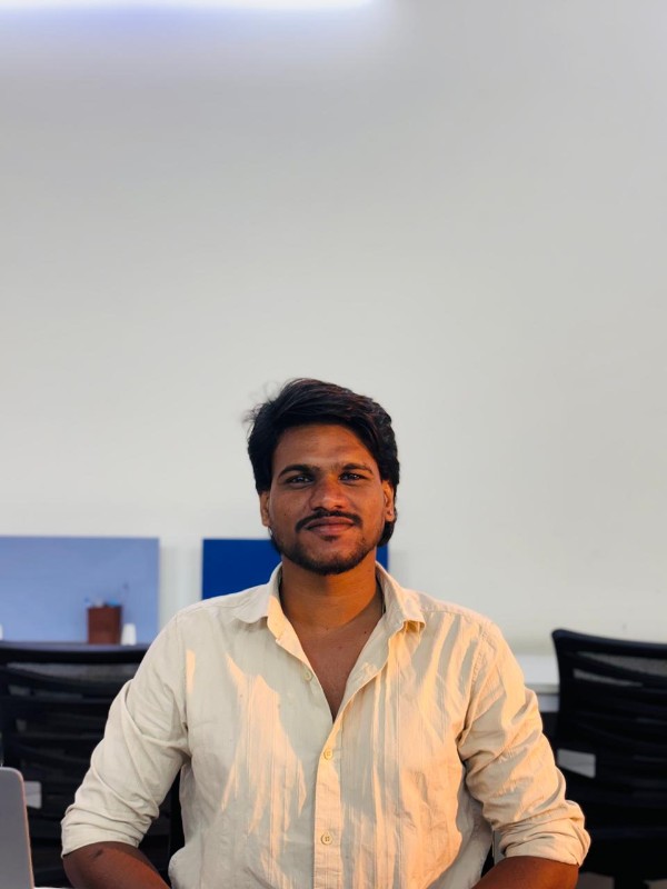Naveen Nandhan 
