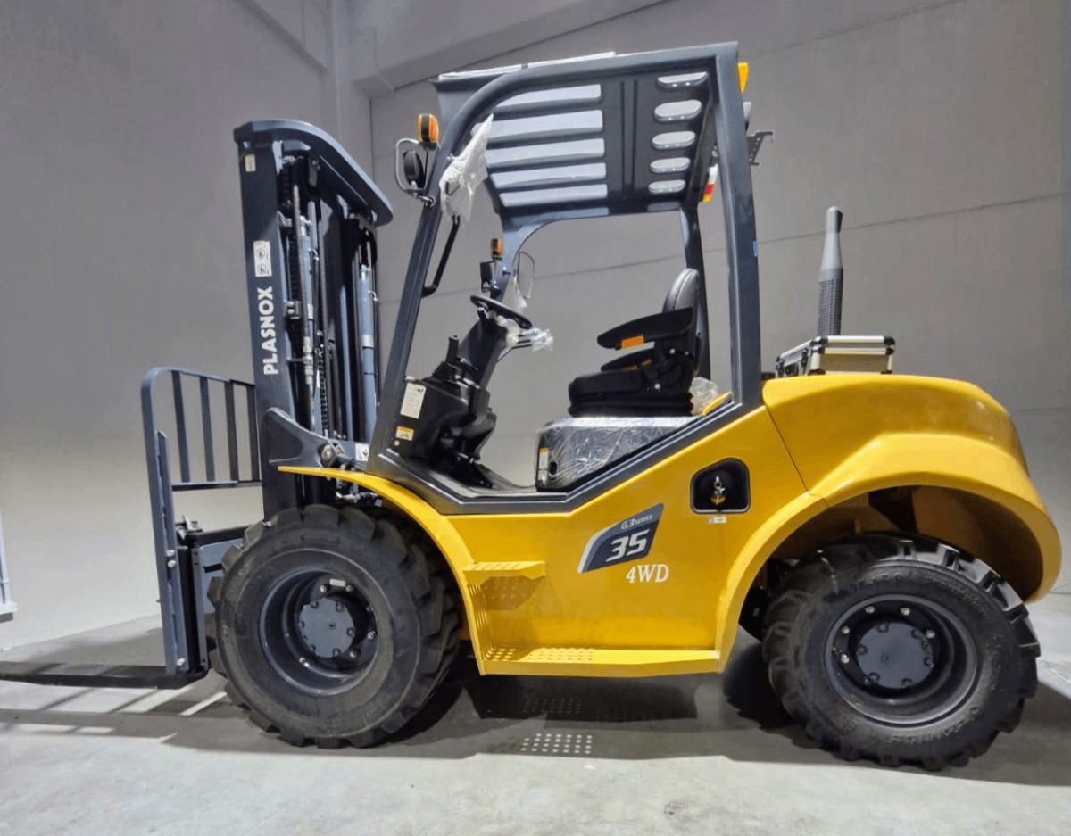 Empilhadeira CPCD35 Off Road