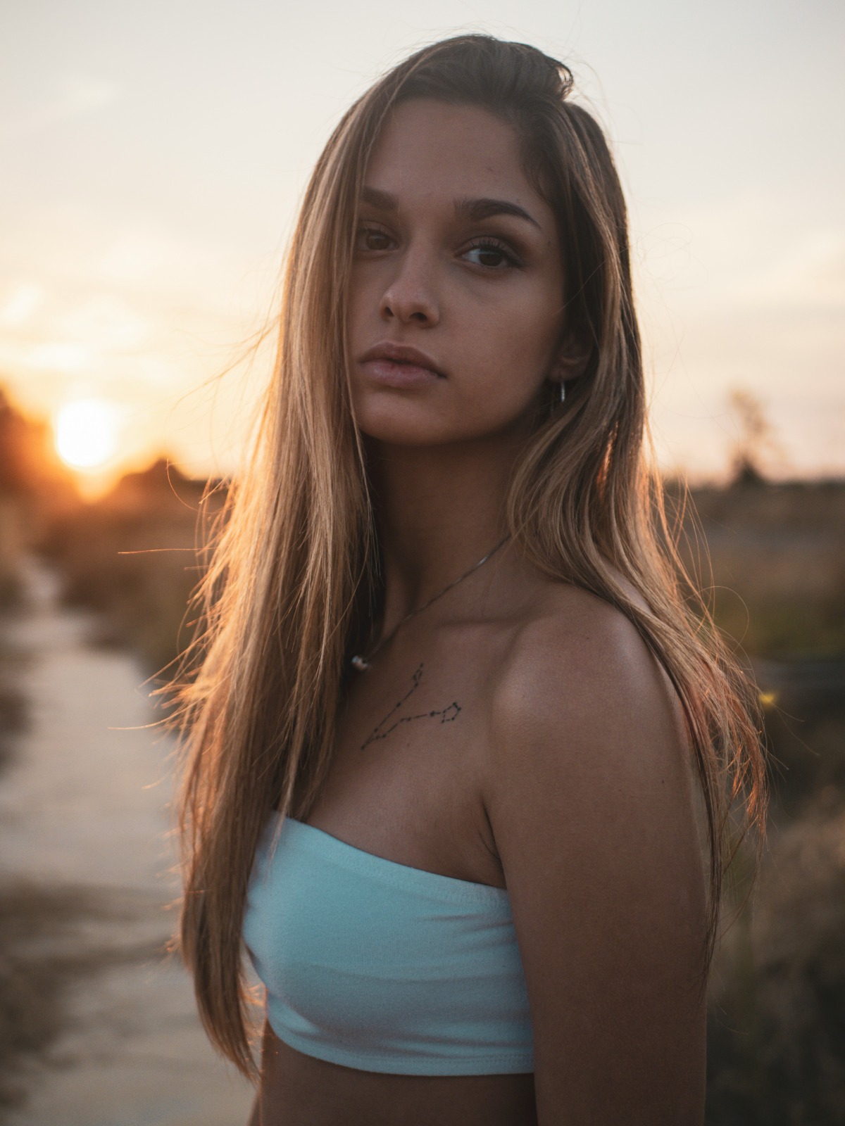Selecting a raw, flat portrait for natural aura optimization inside Citrus