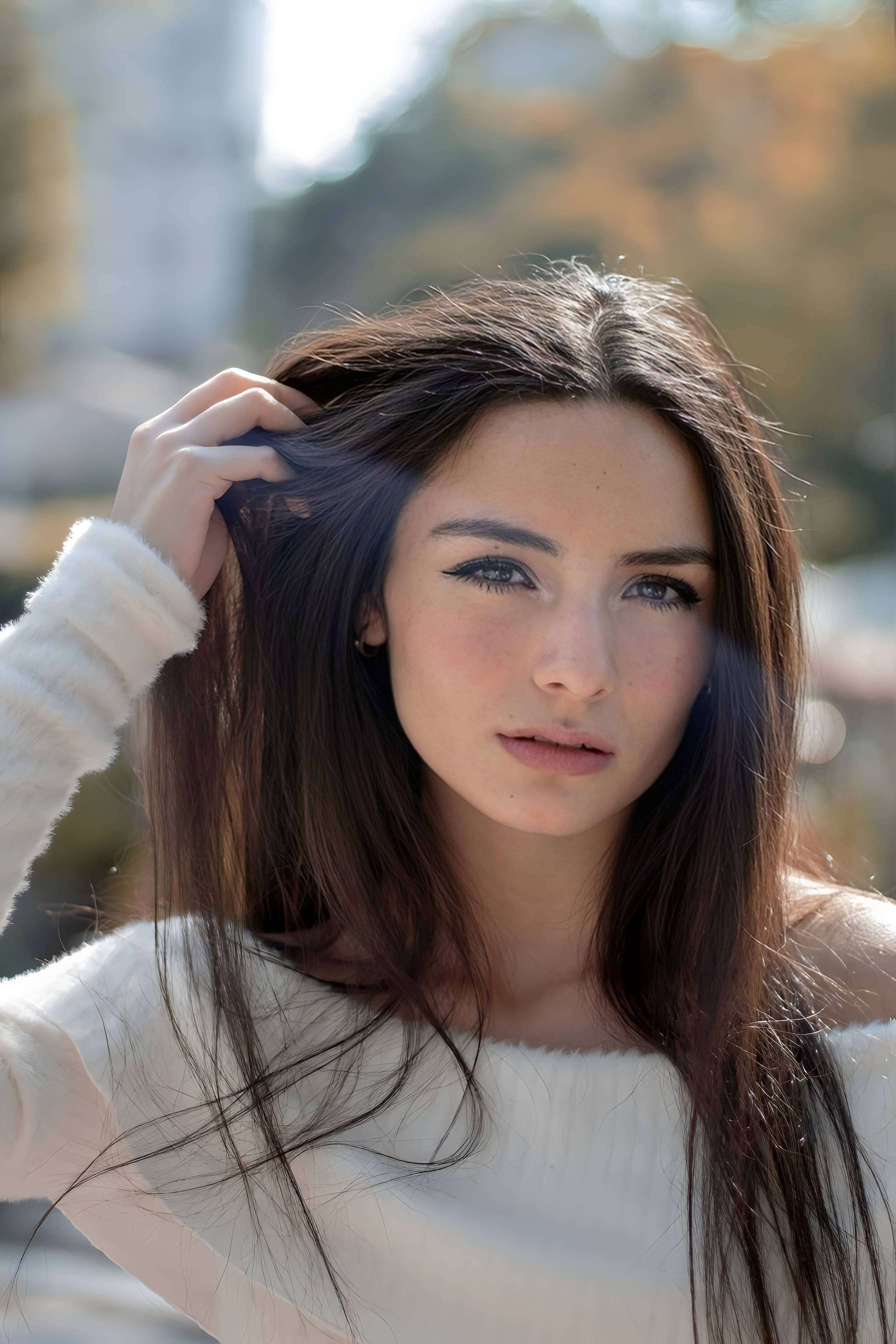 Using Face then Cheekbones to add cheekbone definition in selfies