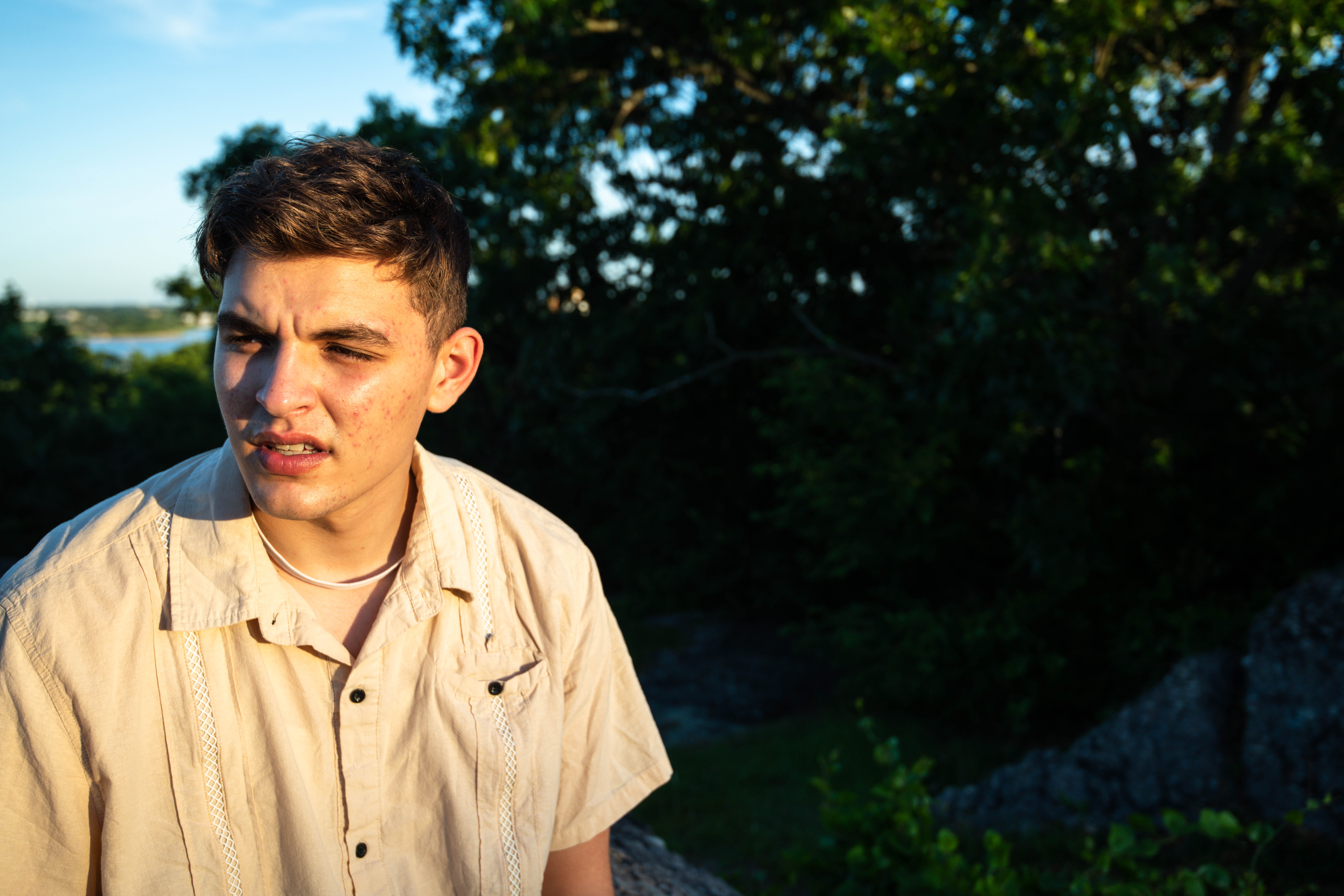 Selecting a harsh, over-sharpened portrait inside Citrus to maintain human focus safely