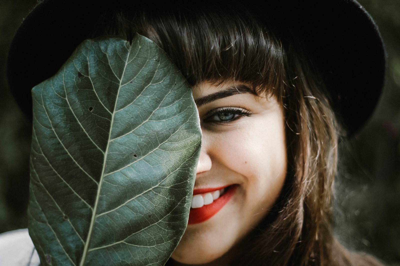 Selecting a dull, dry selfie for authentic glass skin enhancement inside Citrus