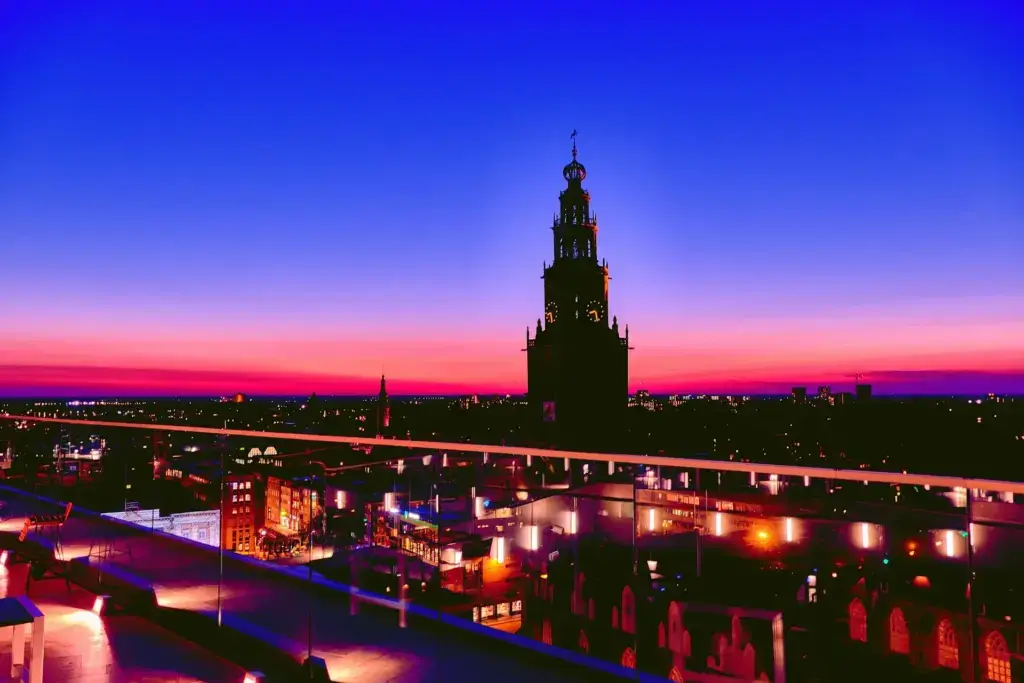 City Game Groningen Martinitoren at night