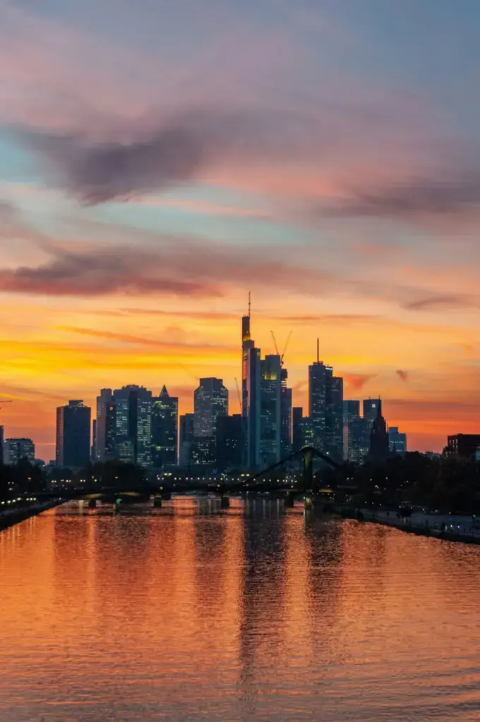 City Game Frankfurt Skyline
