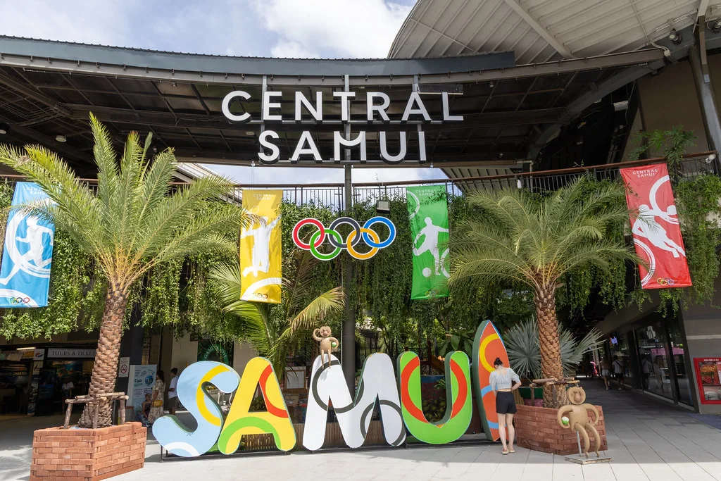 LOVE IS IN THE AIR @ CENTRAL SAMUI