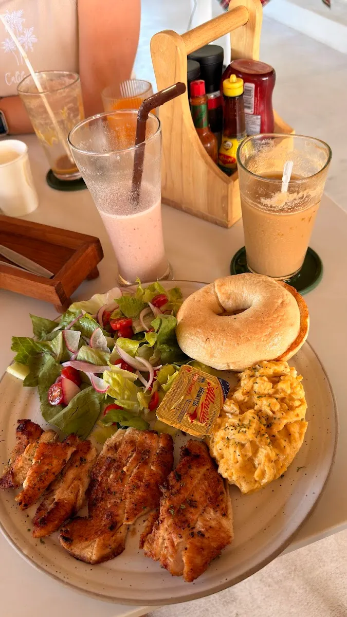 Nomad Brunch & Brew photo 2