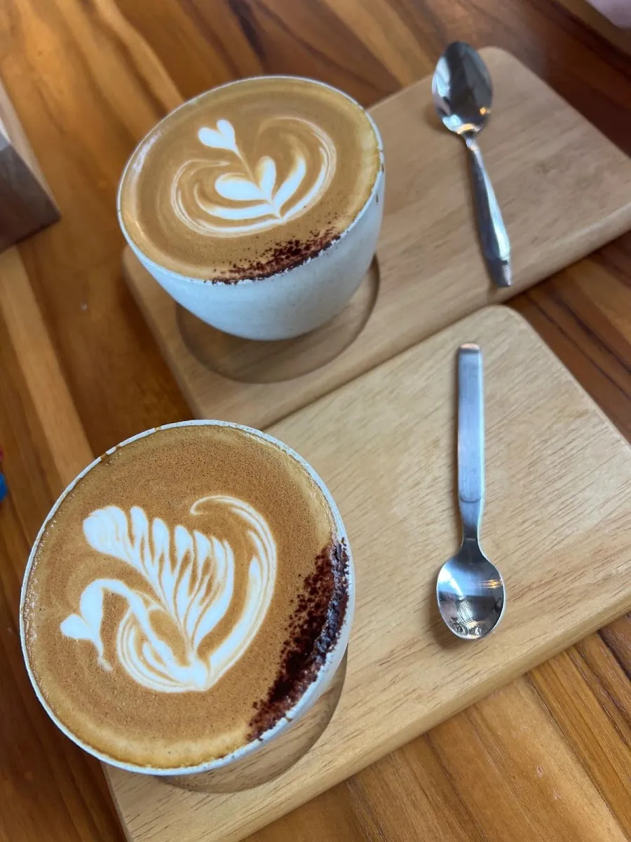 Flo Speciality Coffee (Central Samui)