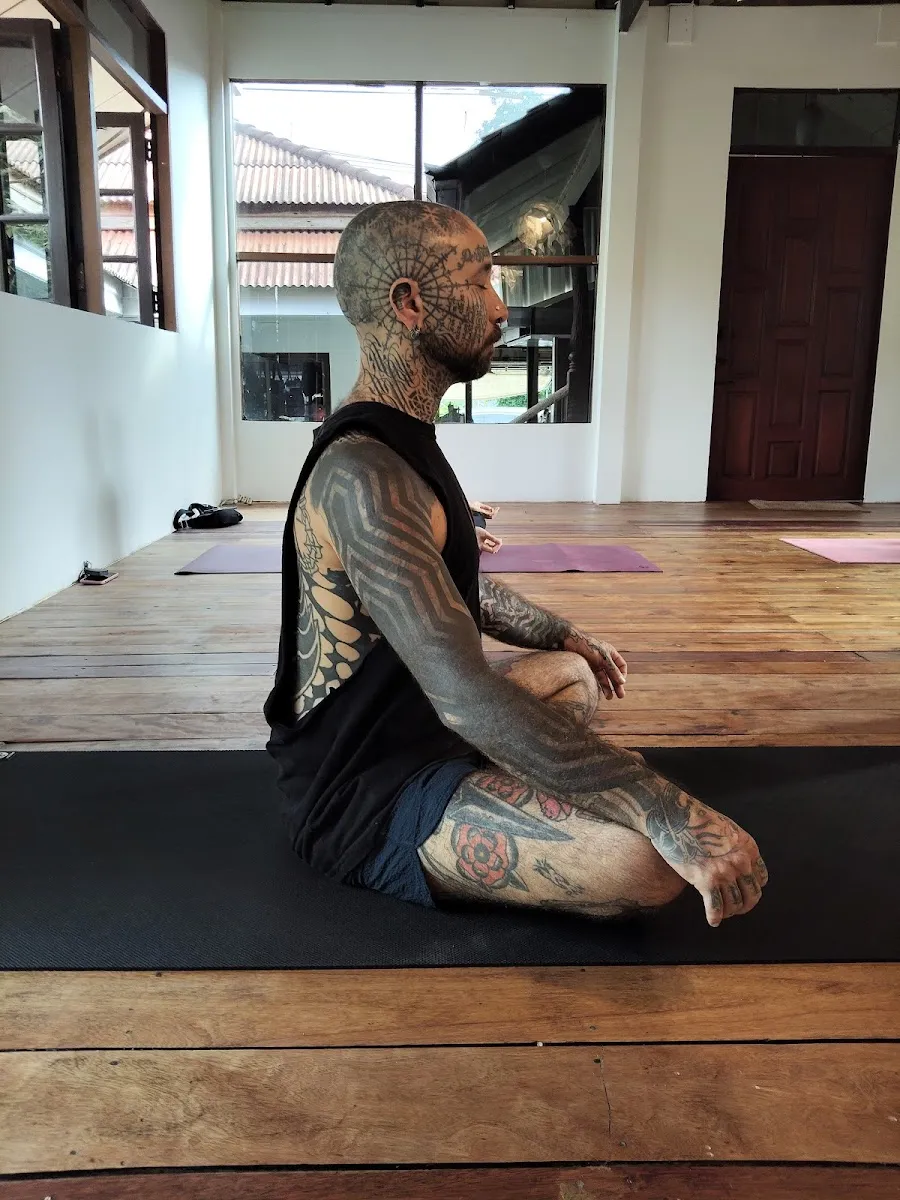 Yoga Essential School photo 3