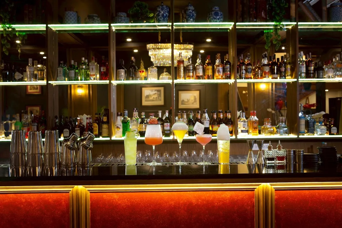 Chom Chada Cocktail Bar & Bistro