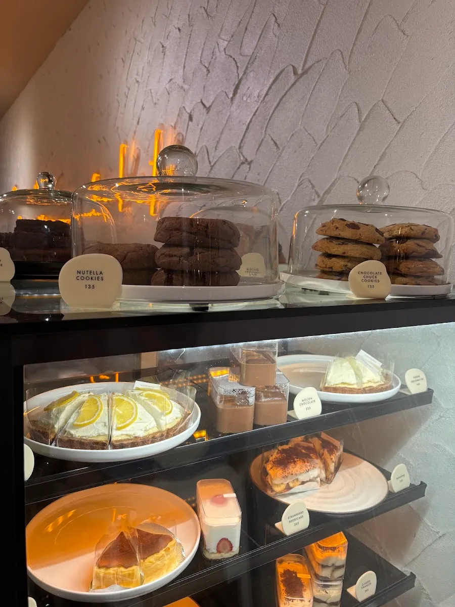 GOODTHINGS Cafe & Hotel photo 2