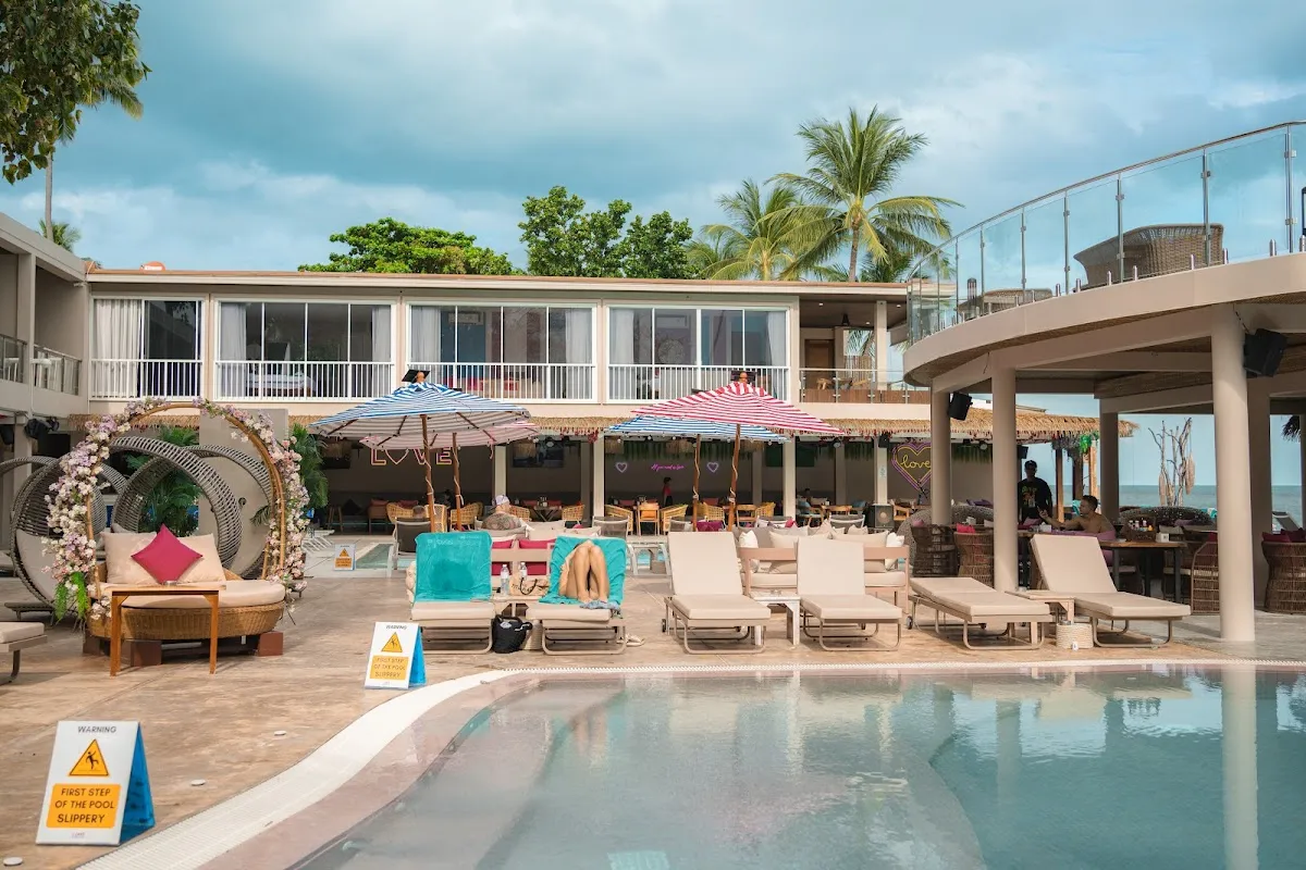 LOVE Beach Club Koh Samui