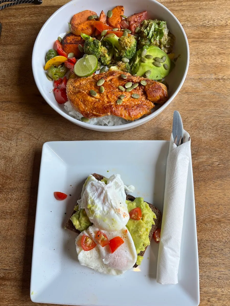 EATS Healthy Meals photo 2