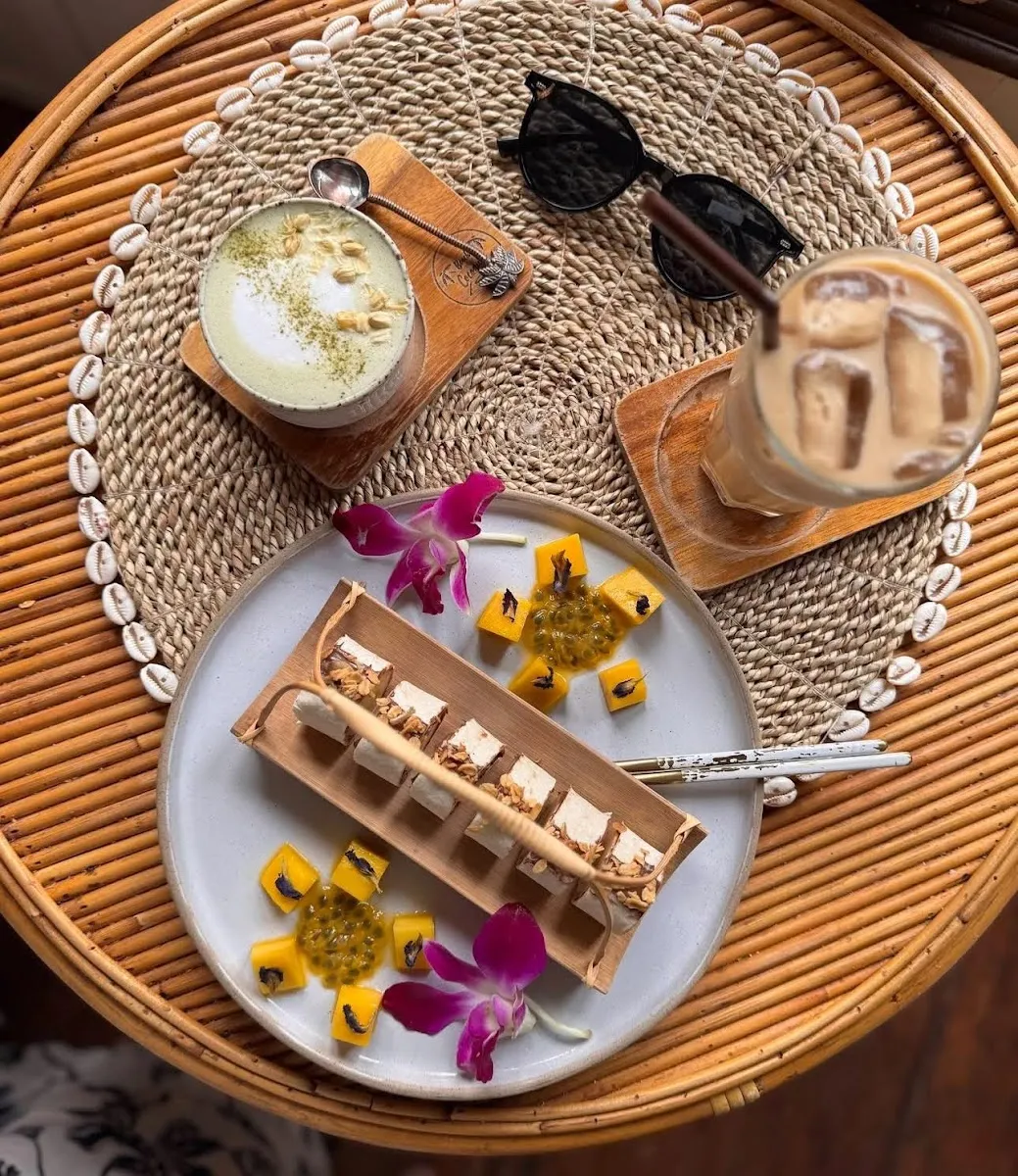 Beach Coconuts Bowls