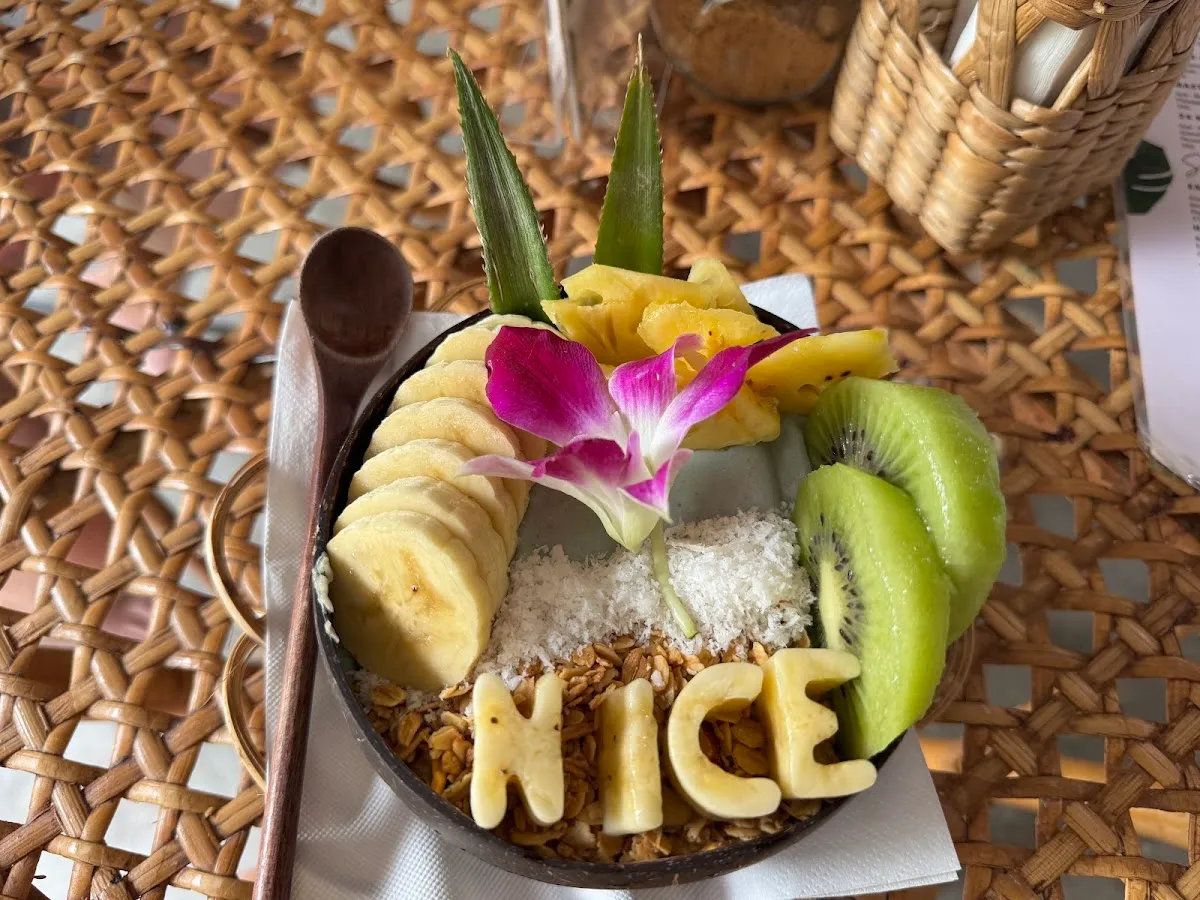 Beach Coconuts Bowls photo 2