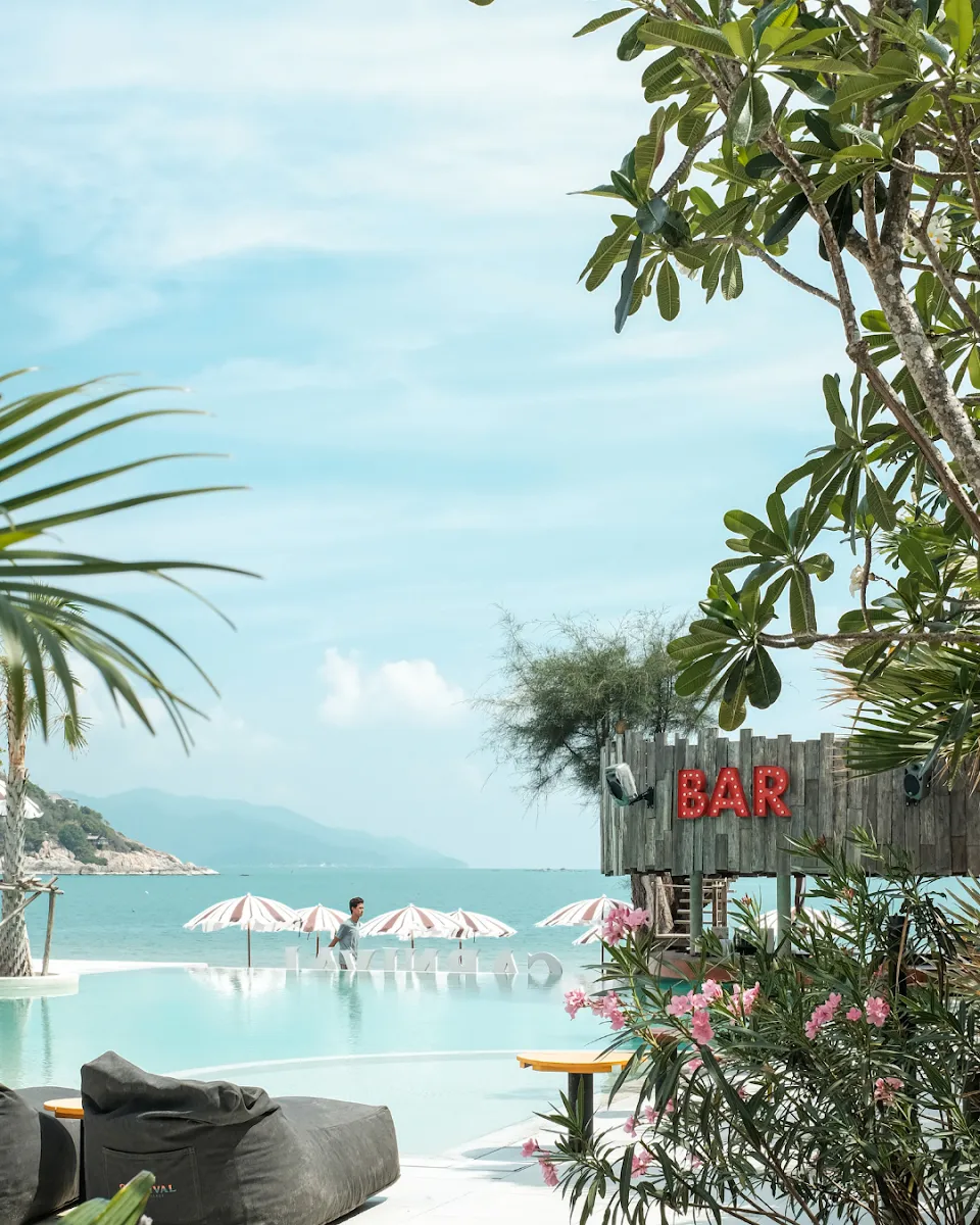 Carnival Beach Village - Beach Club photo 2