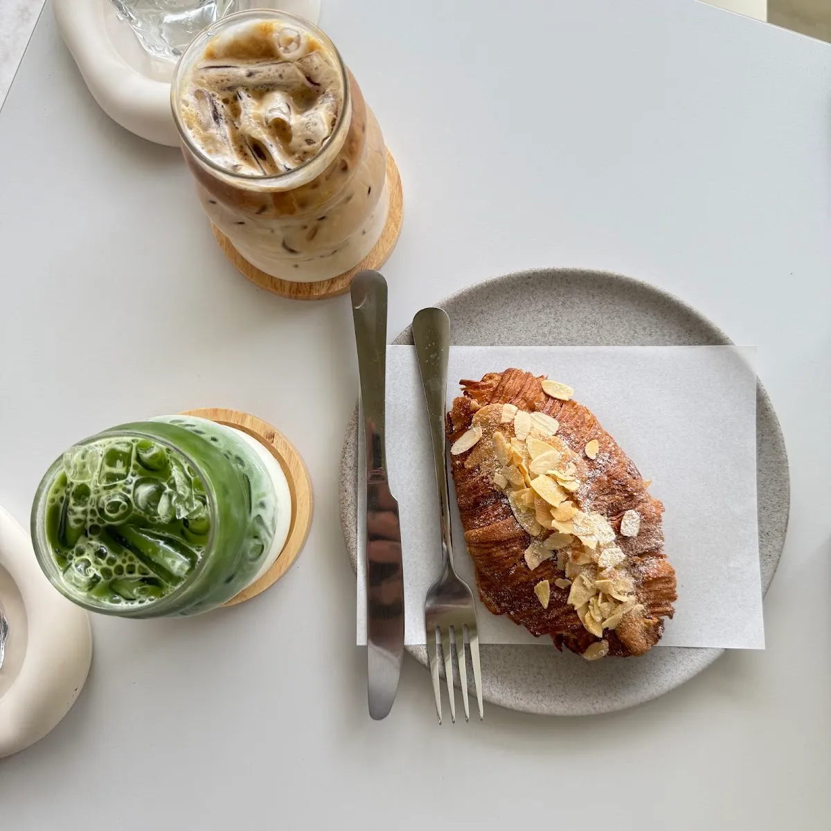 Isla Cafe & Breakfast