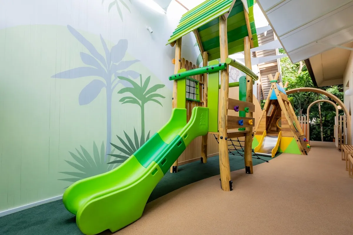 The Tree House Kids’ Club & The Lounge Active Zone
