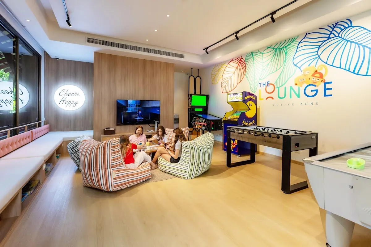 The Tree House Kids’ Club & The Lounge Active Zone