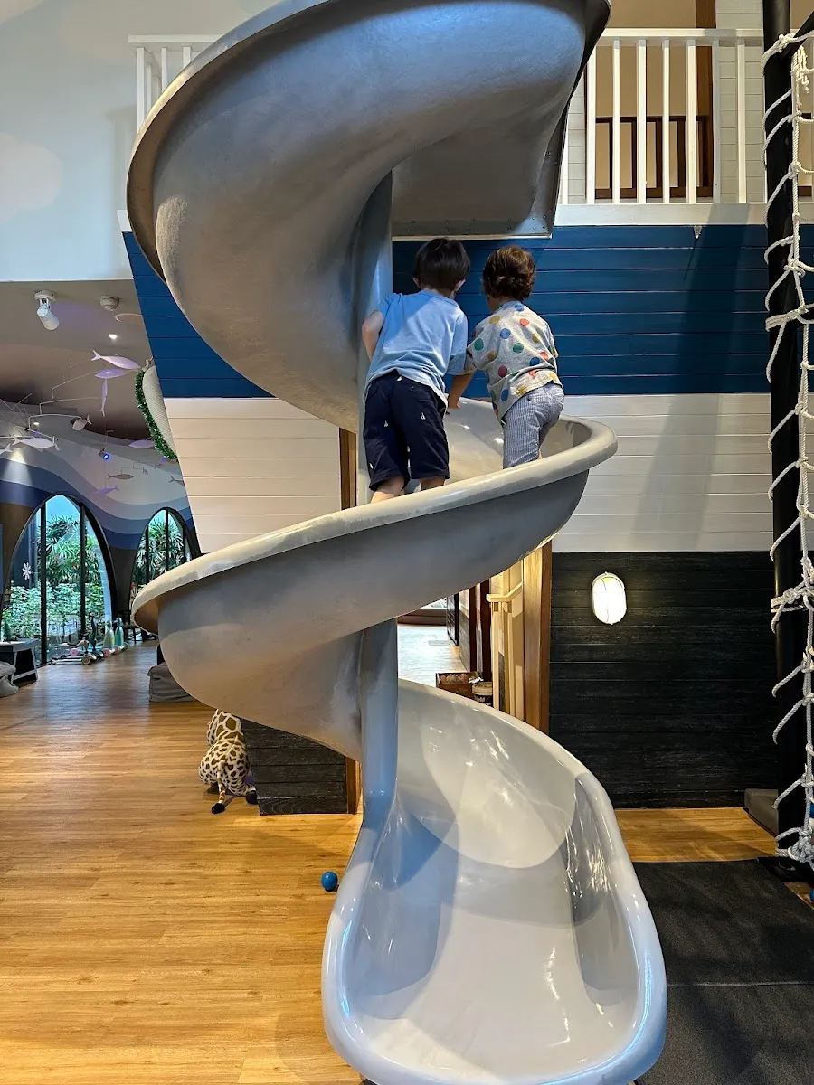 JUNIO Kids' Club photo 2