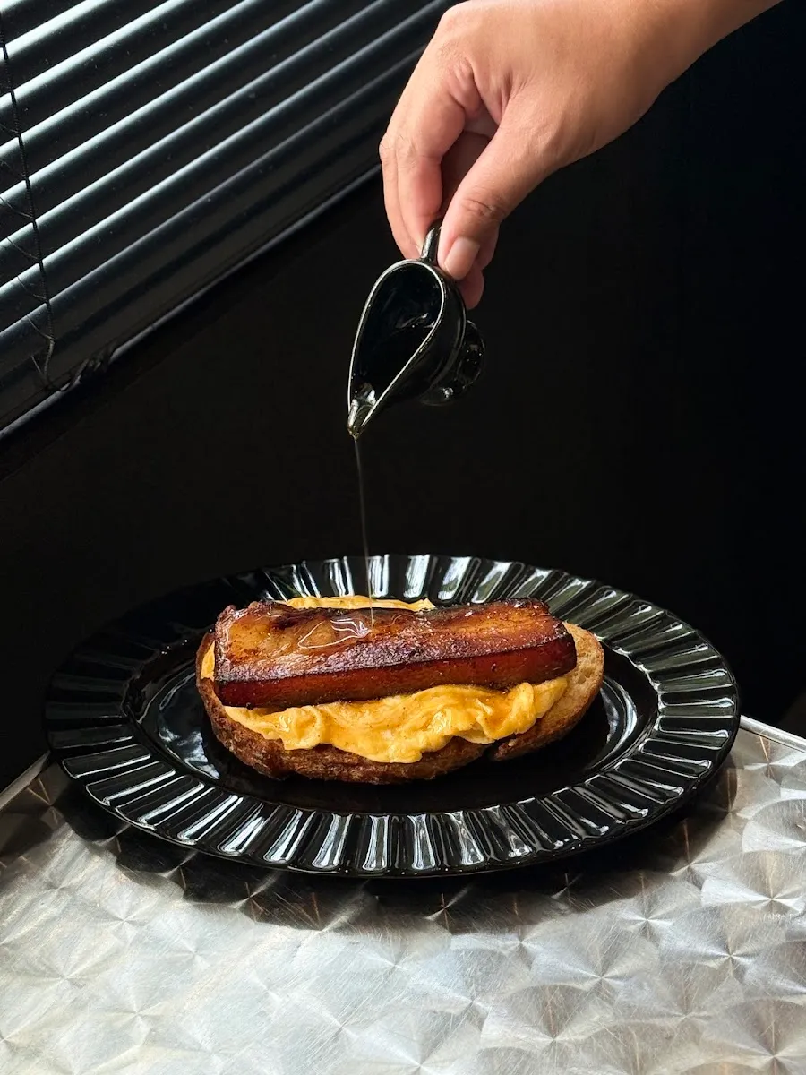 SO CAFE SAMUI / HQ (Headquarters)