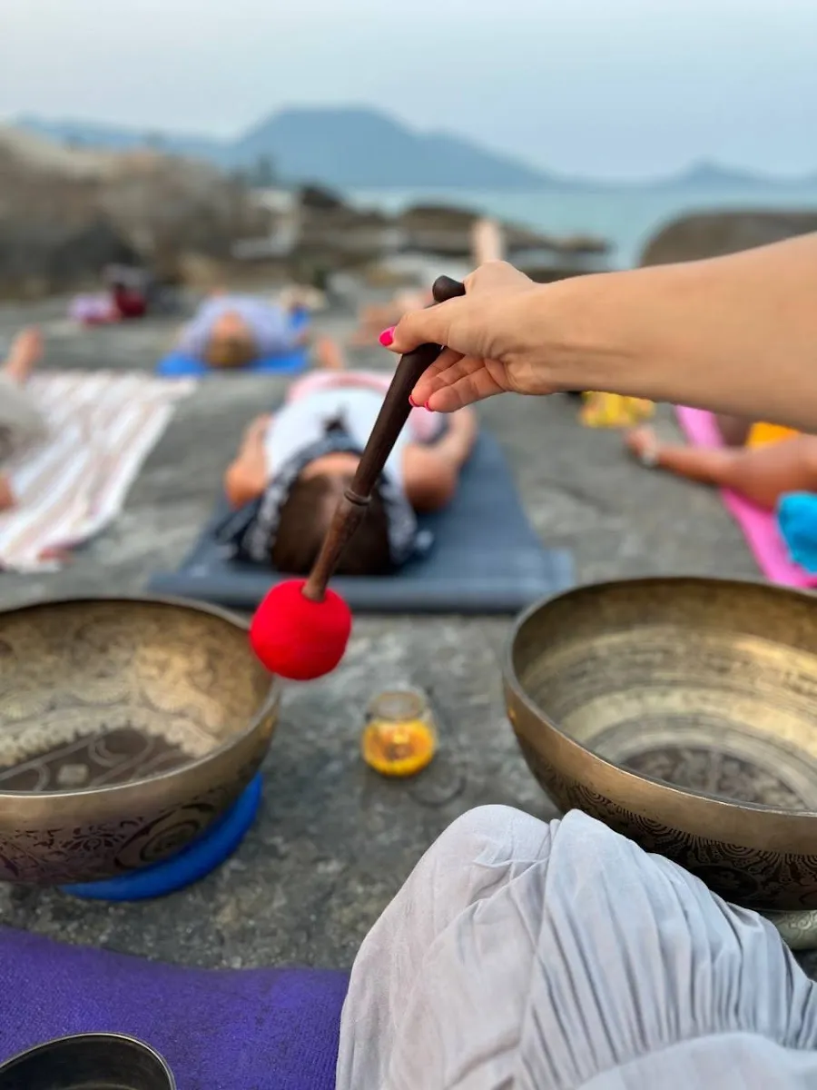 Yoga Black Cat & White Cat photo 2