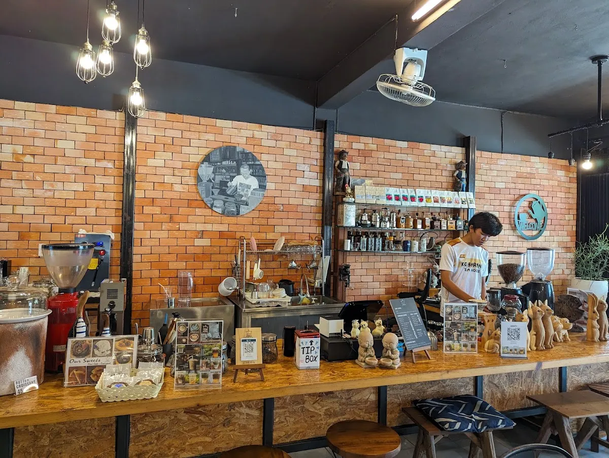 HERE COFFEE AND EATERY photo 3