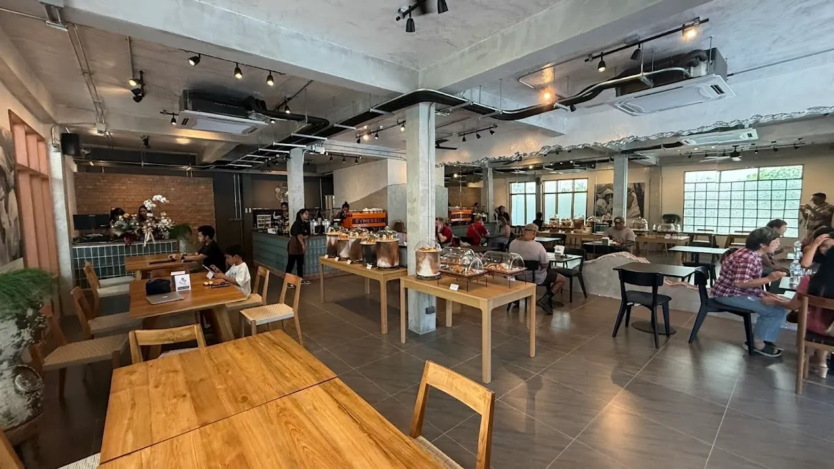 HERE COFFEE AND EATERY