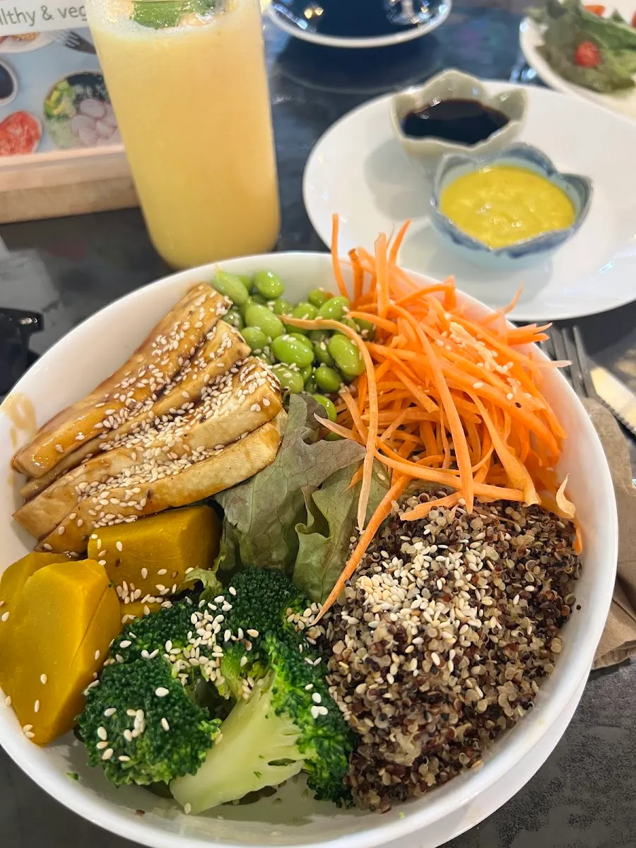 ANNIE eatery & sweetery - Lamai photo 2