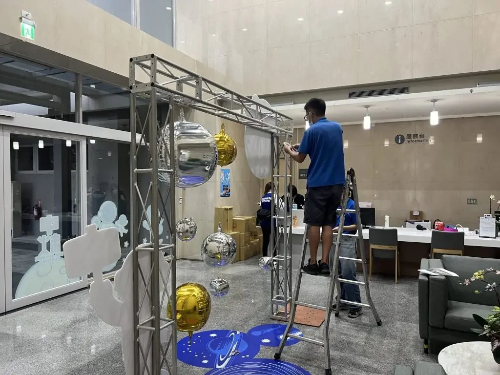 TRUSS 安裝與中秋節活動結構,TRUSS 安裝、活動結構、中秋裝置,都市彩繪案例