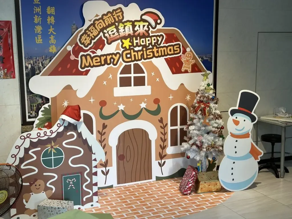 聖誕節拍照背板與節慶佈置,聖誕節佈置、聖誕背板、拍照打卡牆,都市彩繪案例