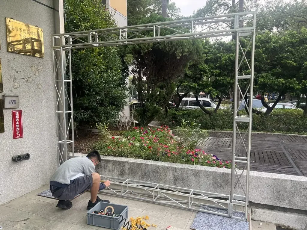 TRUSS 安裝與聖誕節活動結構,TRUSS 安裝、聖誕節佈置、活動結構,都市彩繪案例