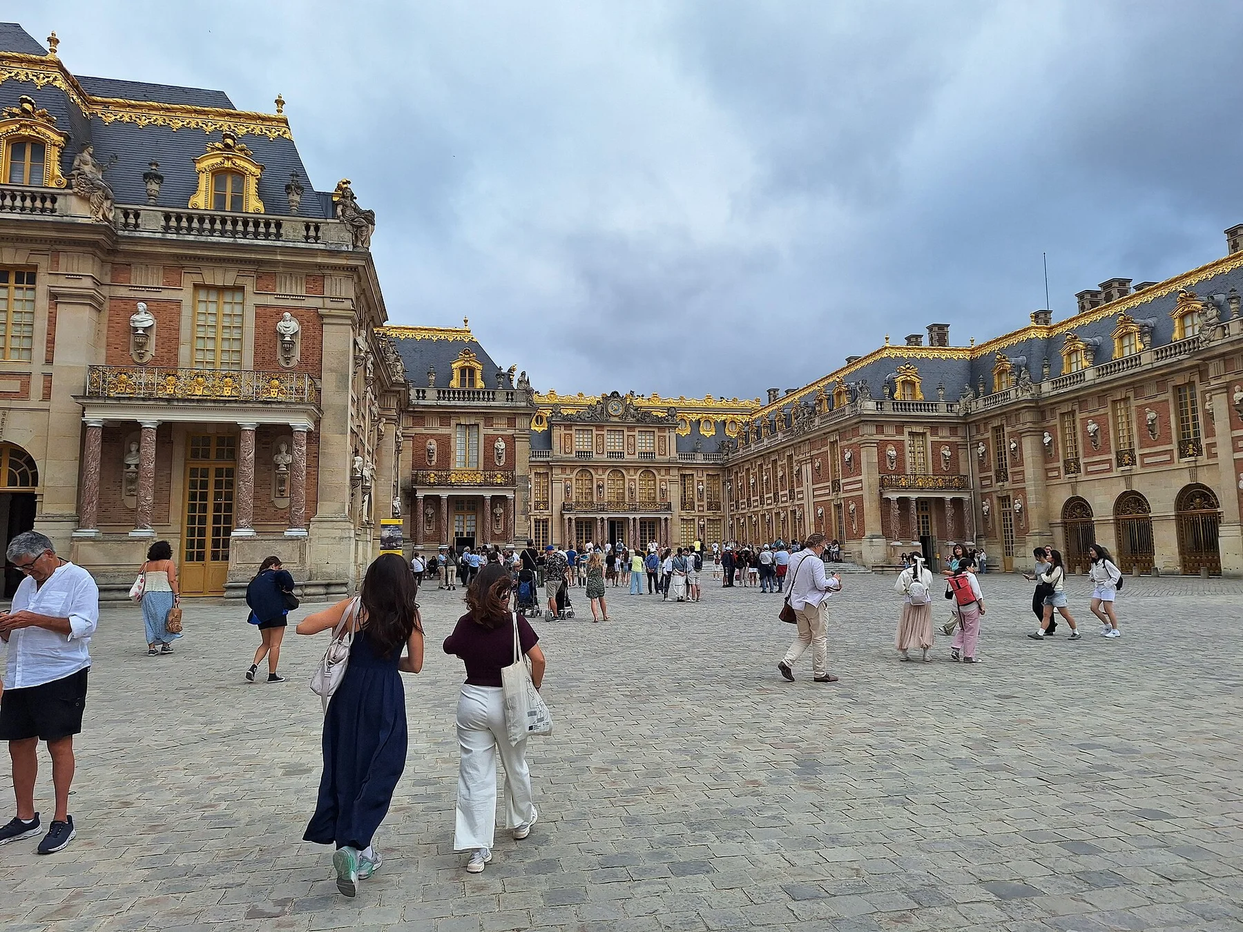 Beyond the Périphérique