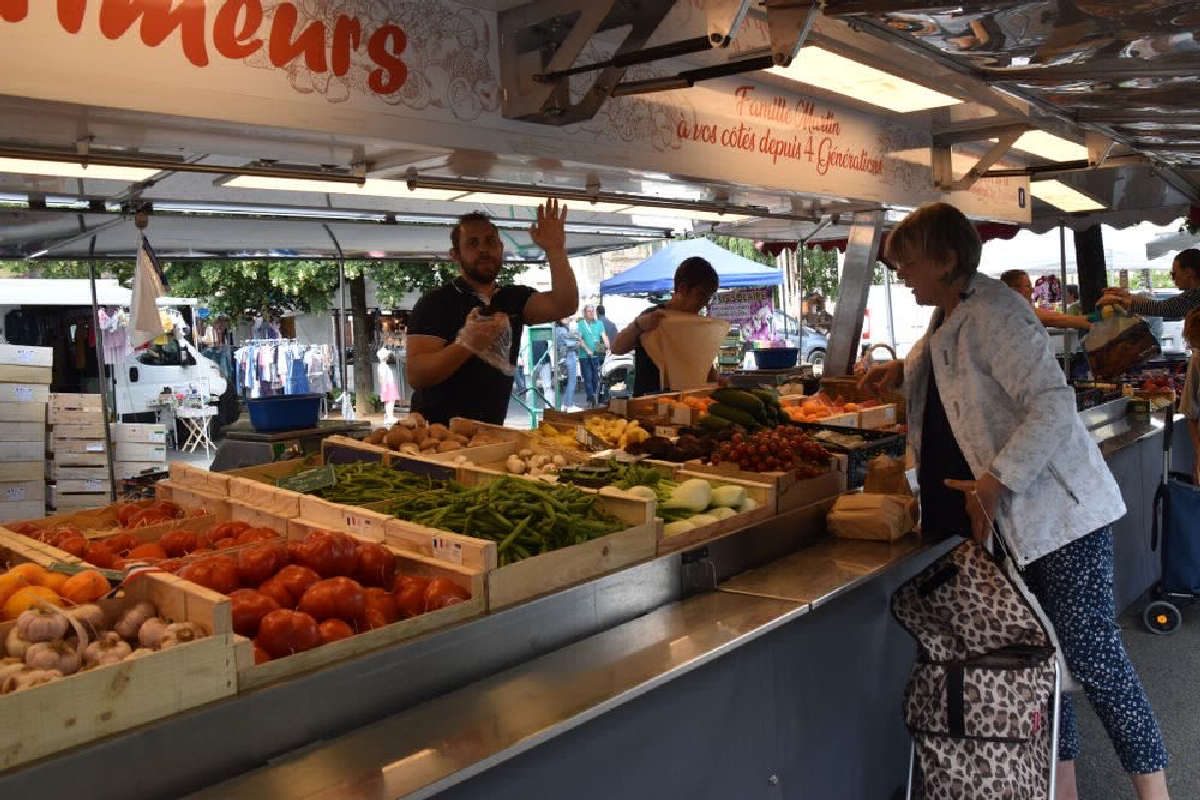 Marché de producteurs locaux