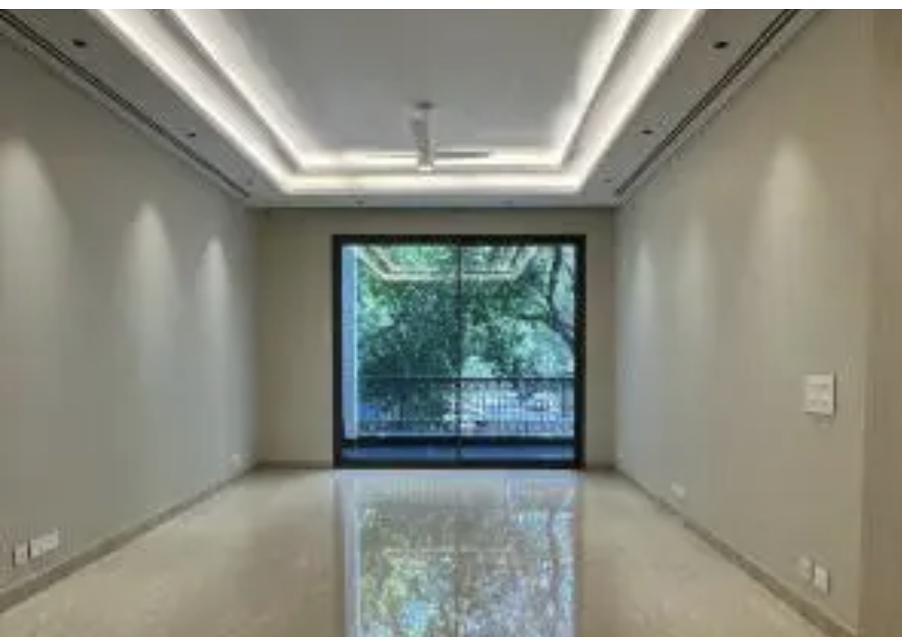 4 BHK Flat for Sale in Pancheel Enclave, Delhi — photo 4