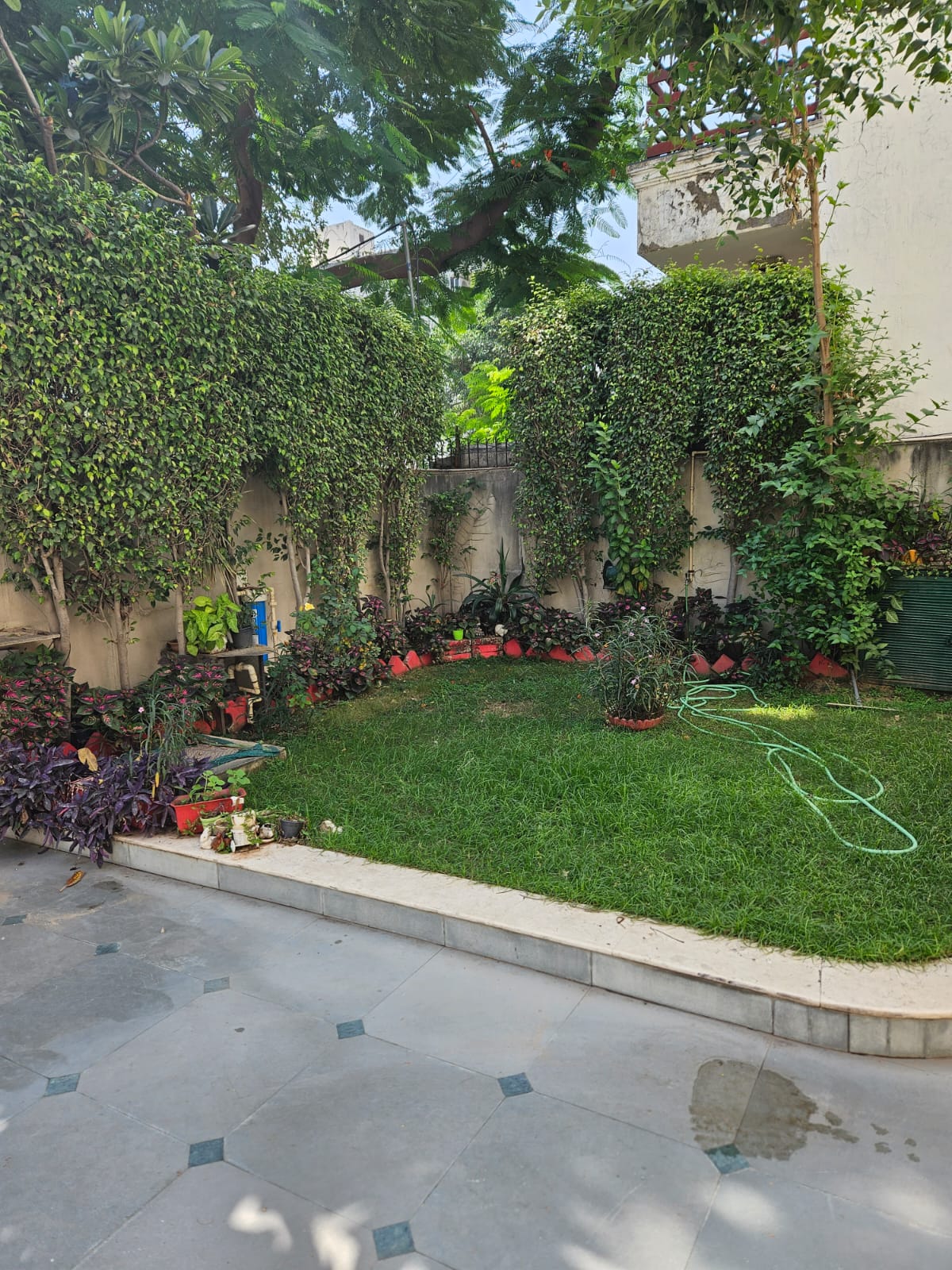 6 BHK Independent House for Sale in DLF Phase 4, Gurugram — photo 4