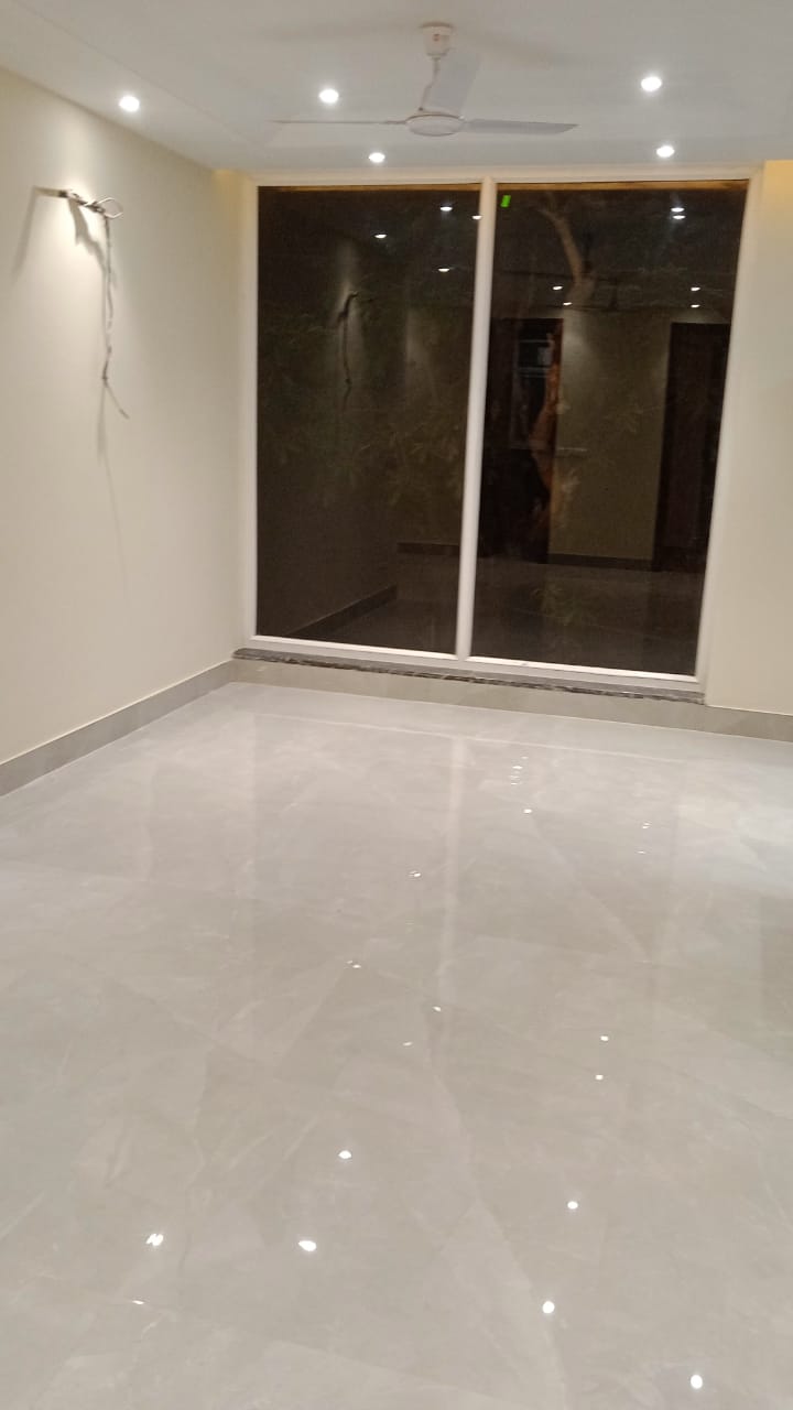 Semi-Furnished 3 BHK Builder Floor for Rent in Sushant Lok 1, Gurugram — photo 8