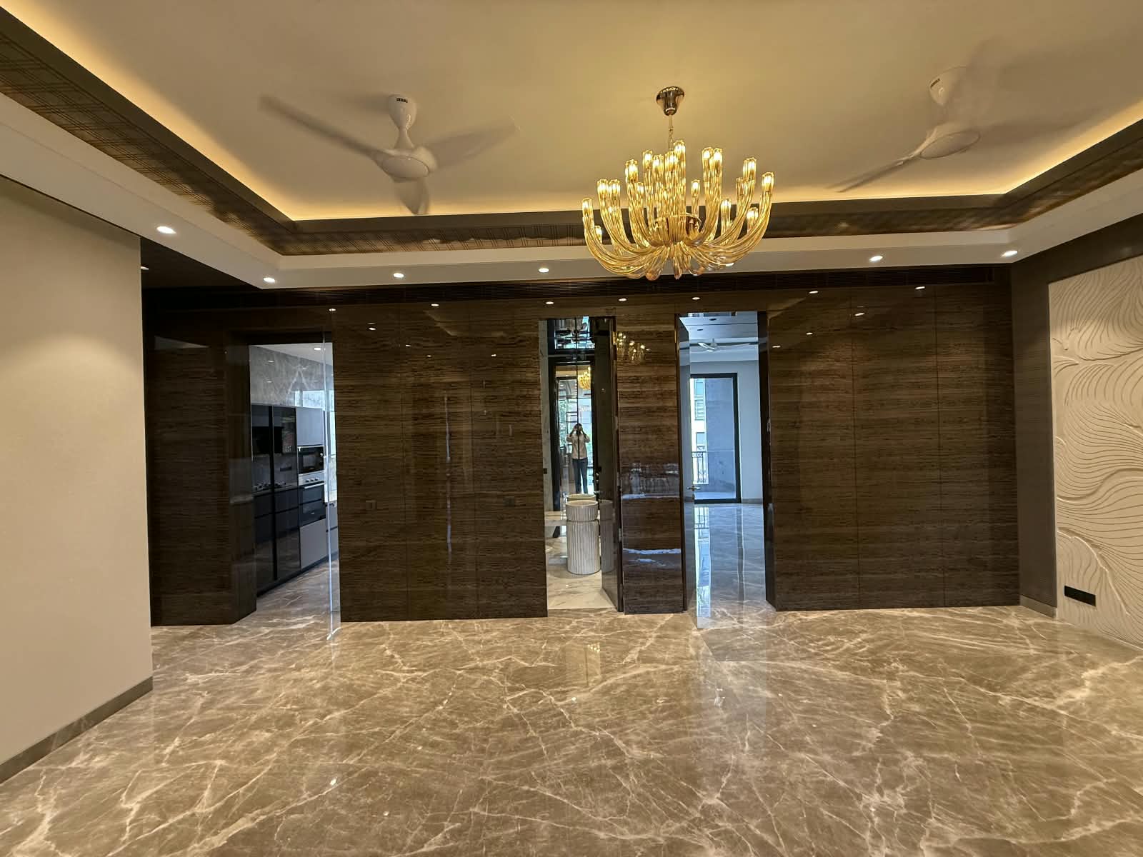 4 BHK Builder Floor for Sale in DLF Phase 1 A Block, Gurugram — photo 3
